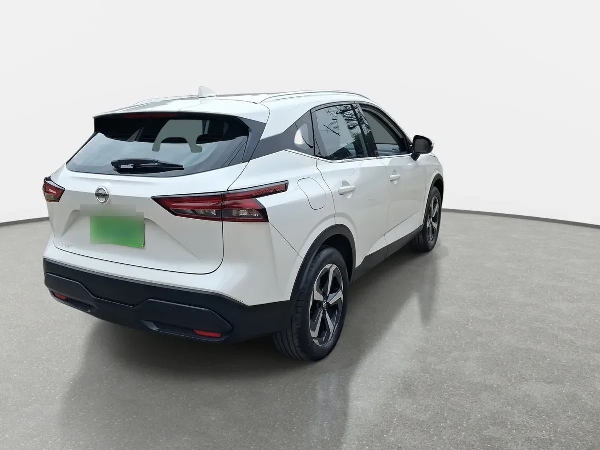 Nissan Qashqai 1.3t Sense 2wd Mt 5p año 2023