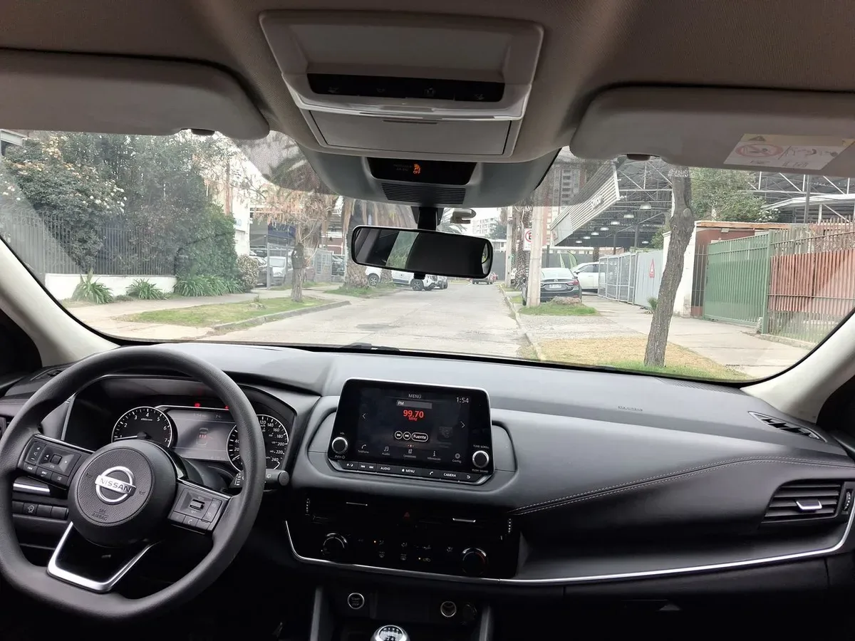 Nissan Qashqai 1.3t Sense 2wd Mt 5p año 2023