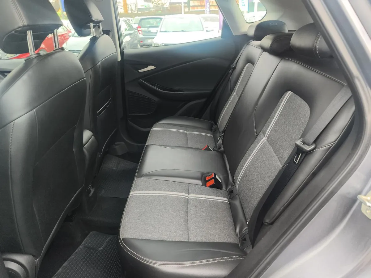 Chevrolet Tracker 1.2t Ltz Fwd At 5p año 2023