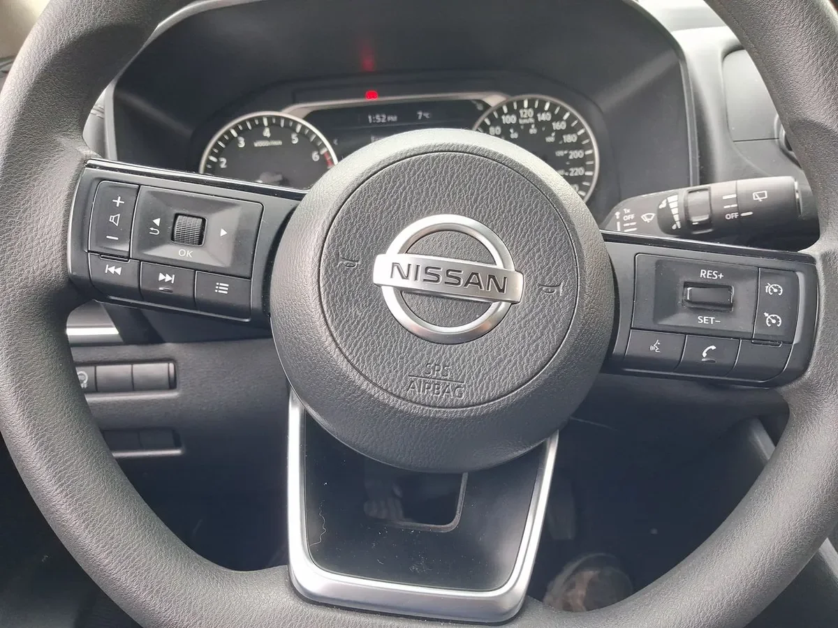 Nissan Qashqai 1.3t Sense 2wd Mt 5p año 2023