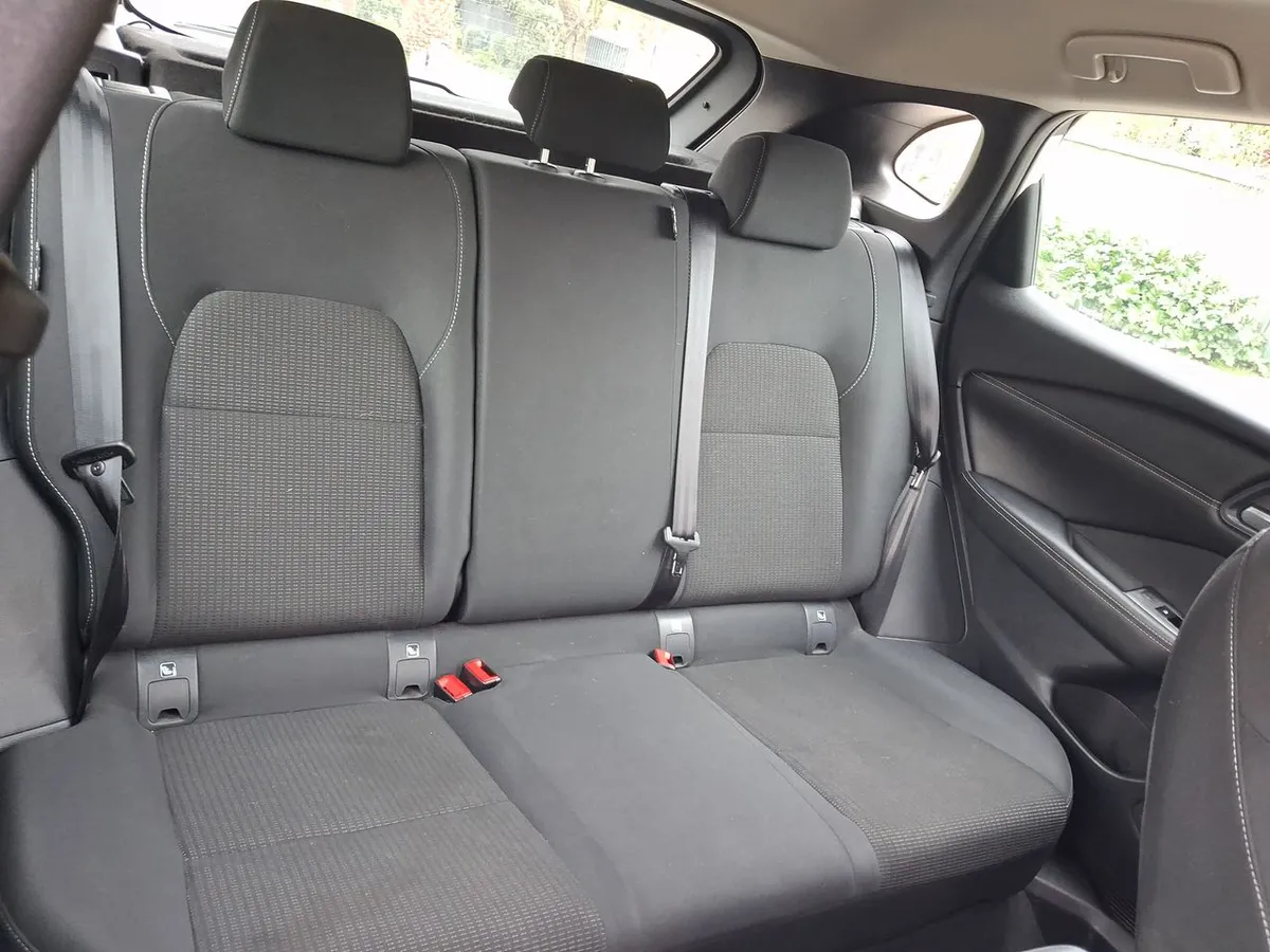 Nissan Qashqai 1.3t Sense 2wd Mt 5p año 2023