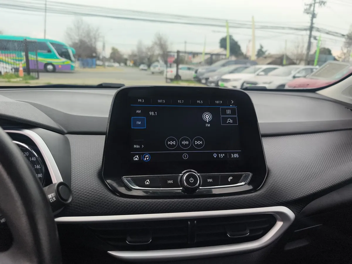 Chevrolet Tracker 1.2t Ltz Fwd At 5p año 2023