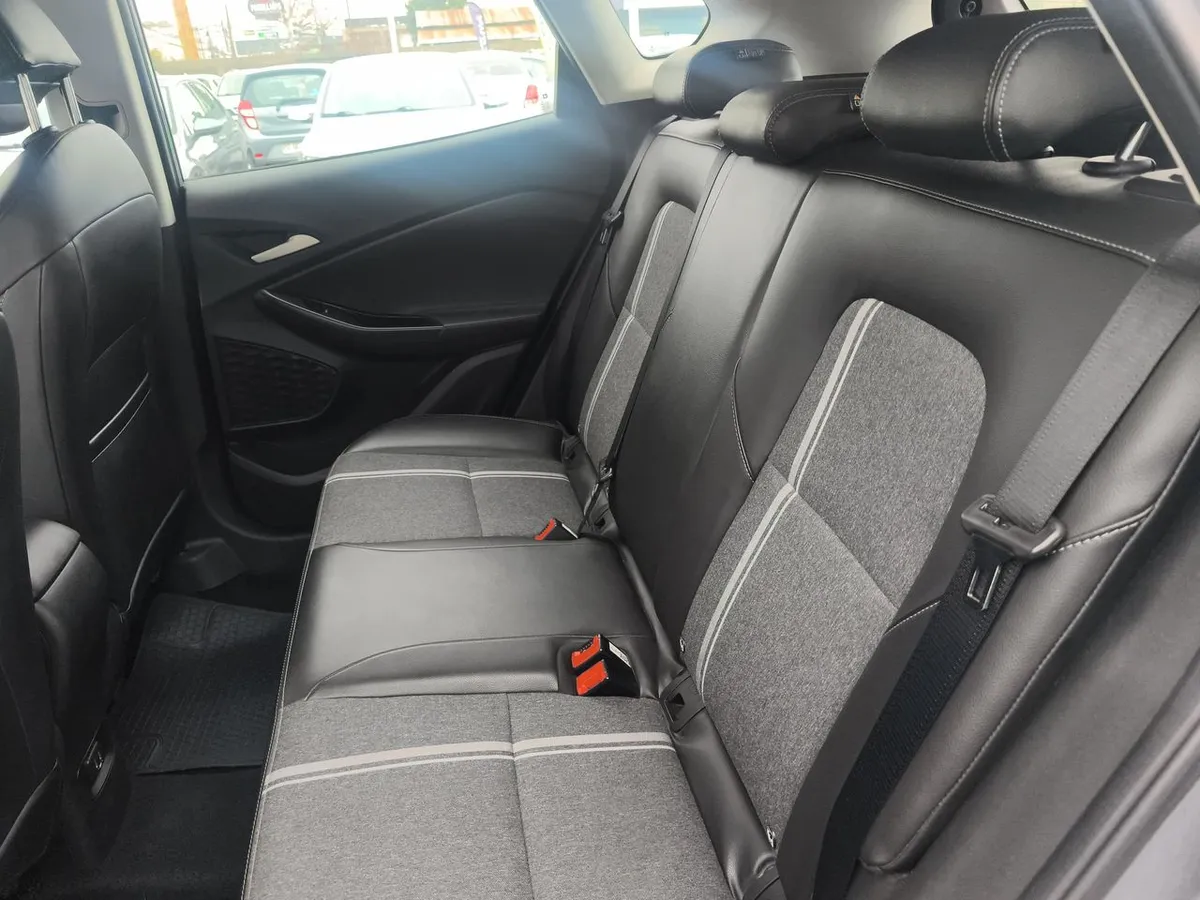 Chevrolet Tracker 1.2t Ltz Fwd At 5p año 2023