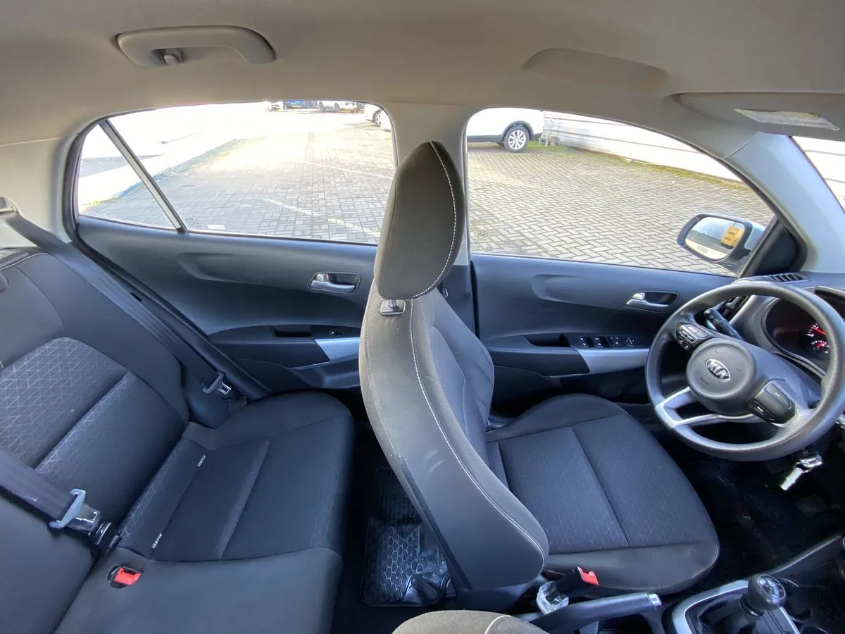 Kia Morning 1.0 Ex 4x2 Hb Abs 5mt 5p año 2021