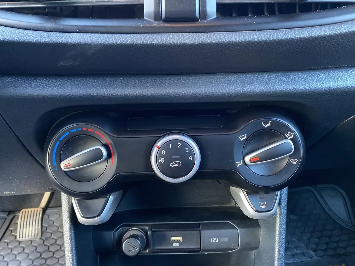 Kia Morning 1.0 Ex 4x2 Hb Abs 5mt 5p año 2021