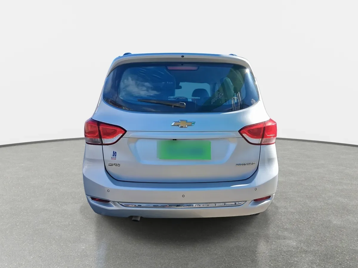 Chevrolet Spin 1.8 Premier 4x2 Mt 5p año 2022