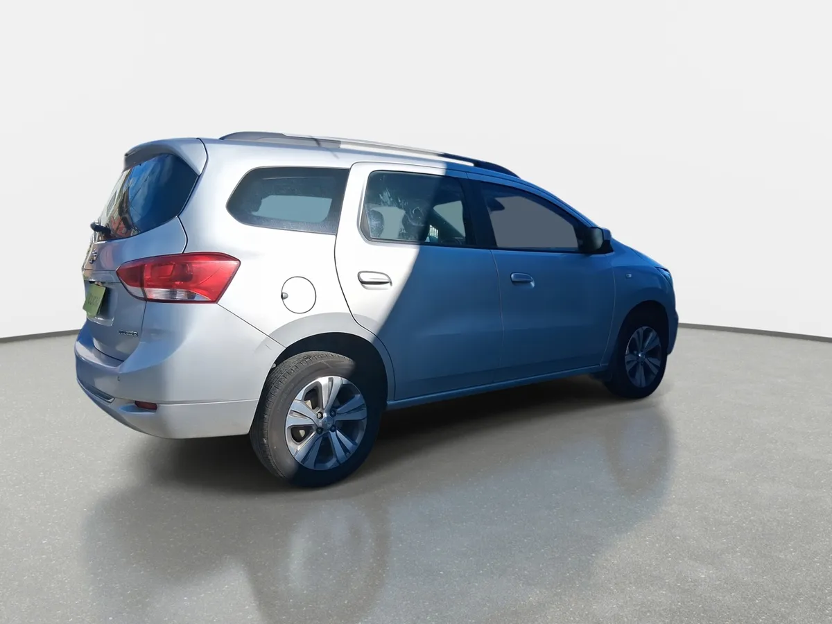 Chevrolet Spin 1.8 Premier 4x2 Mt 5p año 2022