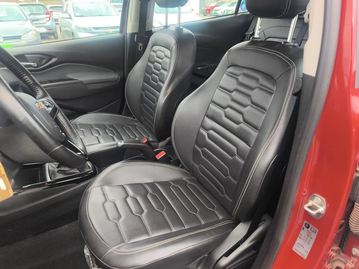 Chevrolet Onix 1.4 Ltz 4x2 Hb Mt 5p año 2020