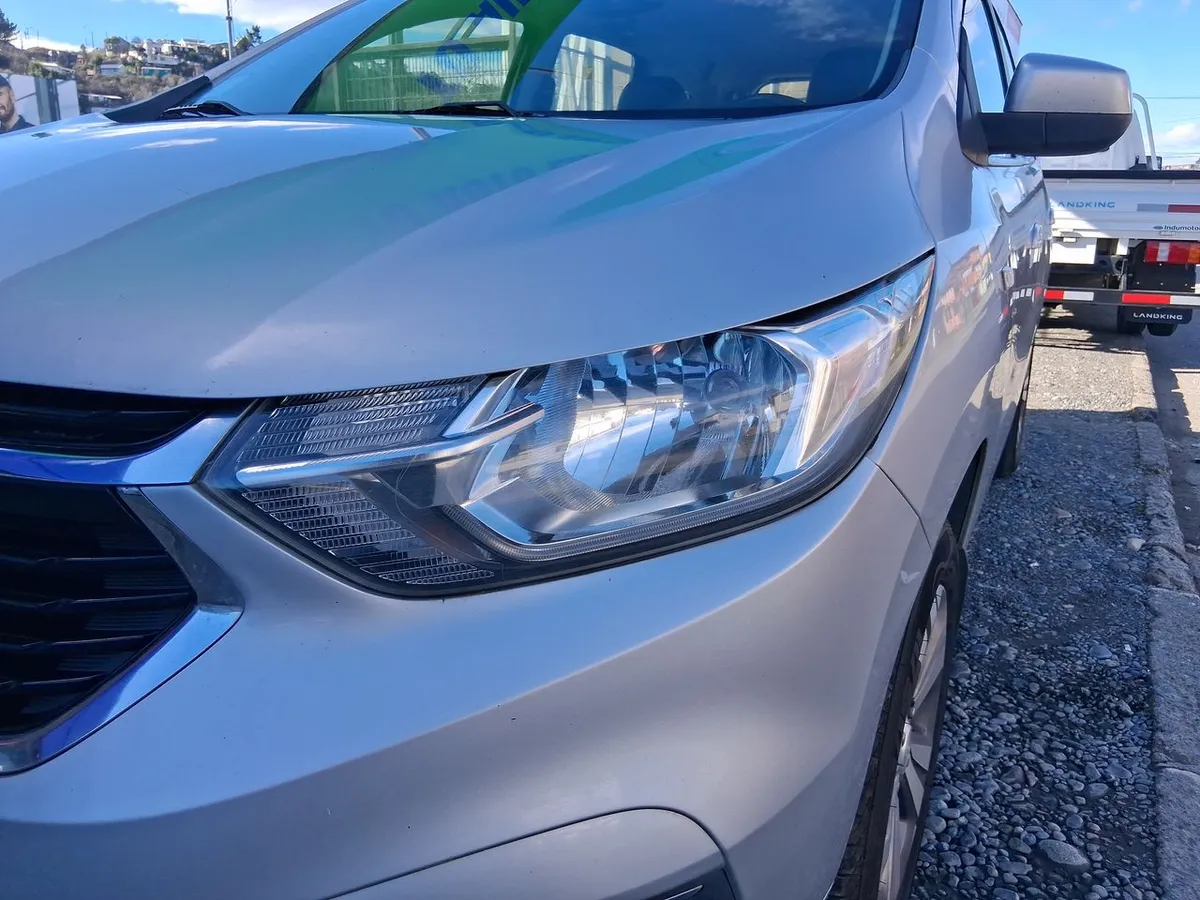 Chevrolet Spin 1.8 Premier 4x2 Mt 5p año 2022
