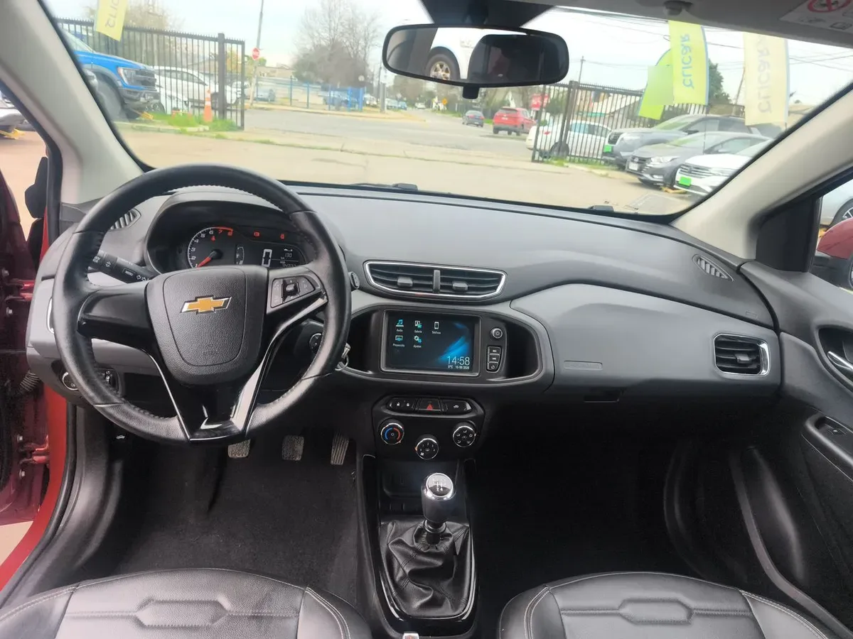 Chevrolet Onix 1.4 Ltz 4x2 Hb Mt 5p año 2020