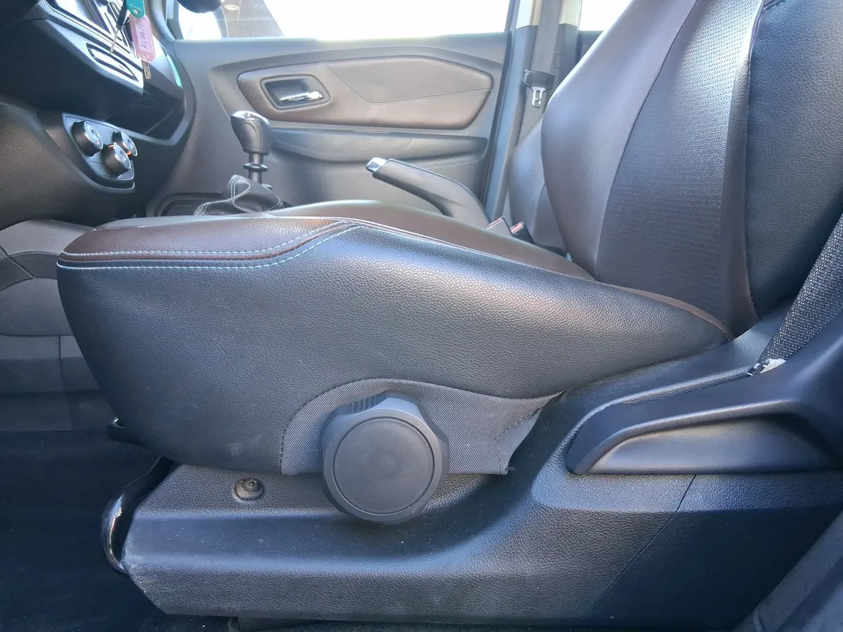 Chevrolet Spin 1.8 Premier 4x2 Mt 5p año 2022