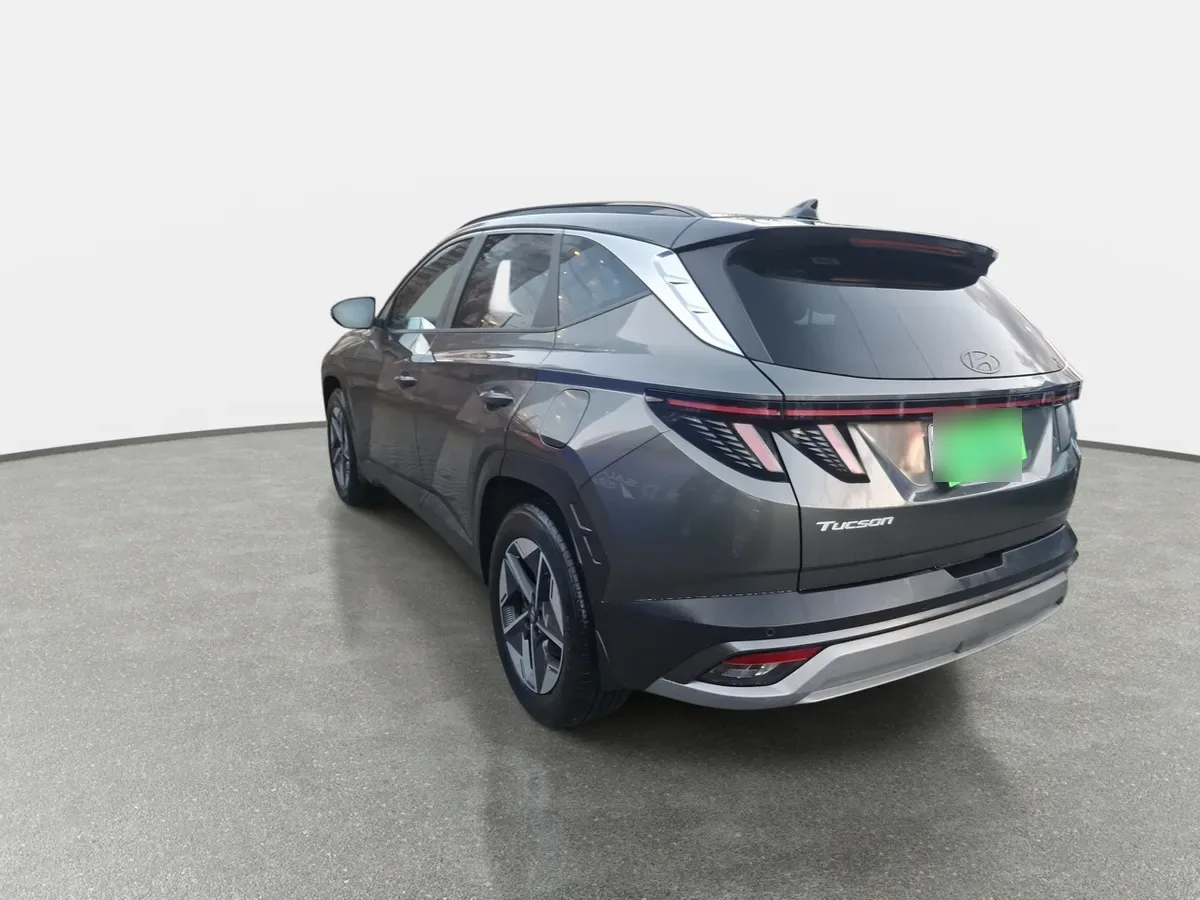 Hyundai Tucson 2.0 Nx4 Blackline Fl 2wd At 5p año 2026