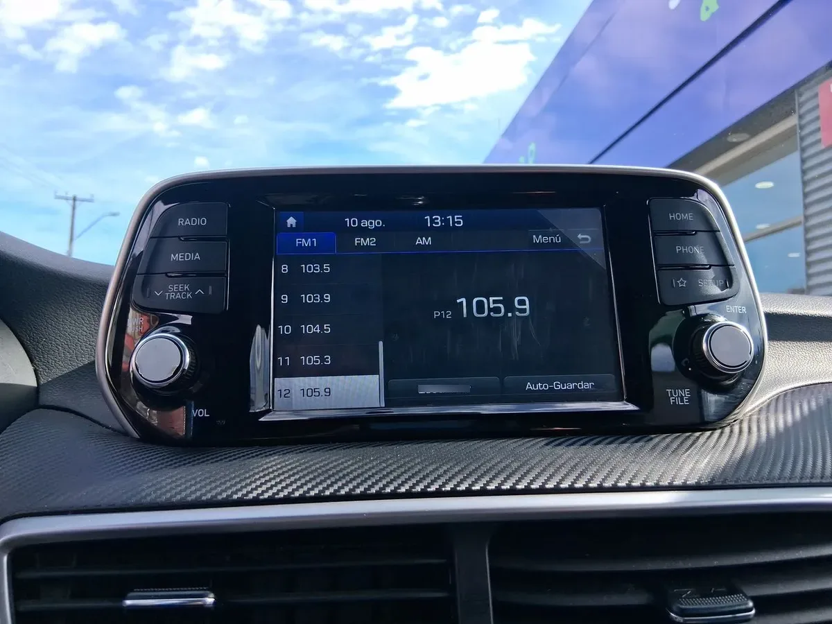 Hyundai Tucson 2.0 Plus 2wd Mt 5p año 2019