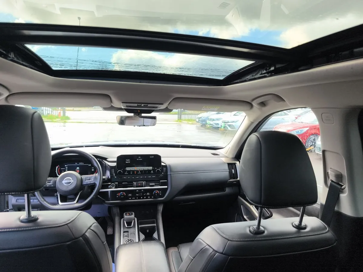 Nissan Pathfinder 3.5 Exclusive 4wd Cvt At 5p año 2025