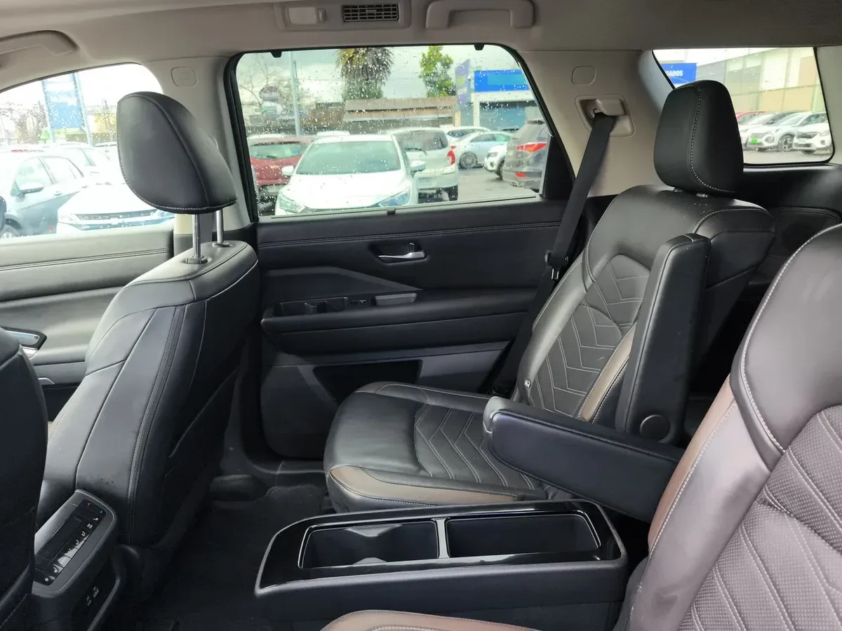 Nissan Pathfinder 3.5 Exclusive 4wd Cvt At 5p año 2025