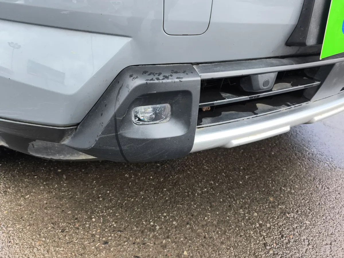 Nissan Pathfinder 3.5 Exclusive 4wd Cvt At 5p año 2025