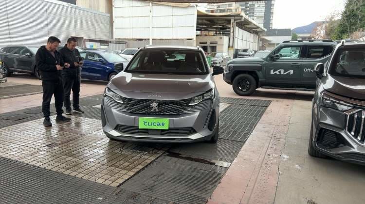 Peugeot 3008 1.2 Active Pack Puretech 4x2 130 Mt6 5p año 2022