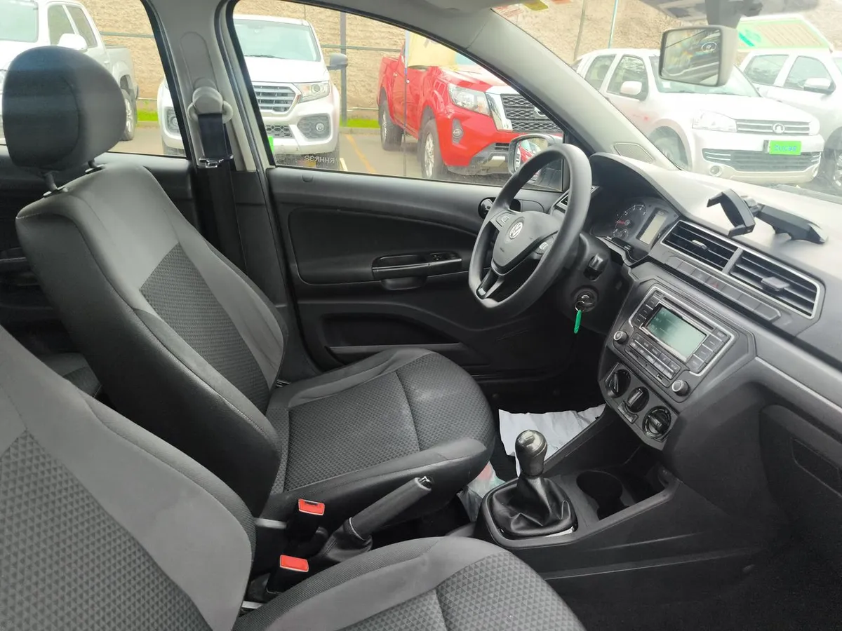 Volkswagen Gol 1.6 Trendline Lite 4x2 Hb Mt 5p año 2022