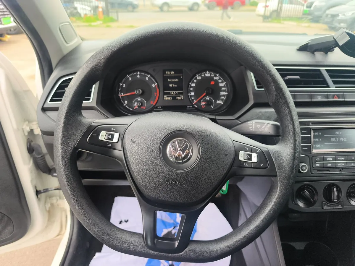 Volkswagen Gol 1.6 Trendline Lite 4x2 Hb Mt 5p año 2022