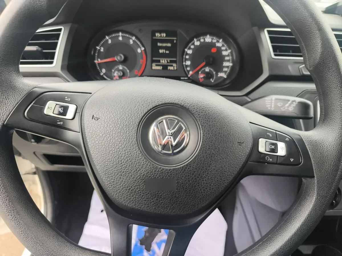 Volkswagen Gol 1.6 Trendline Lite 4x2 Hb Mt 5p año 2022
