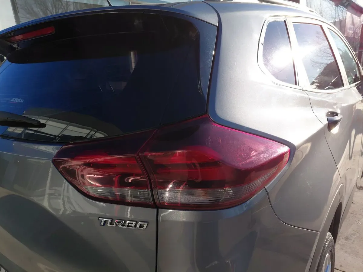 Chevrolet Tracker 1.2t Ltz Fwd At 5p año 2023