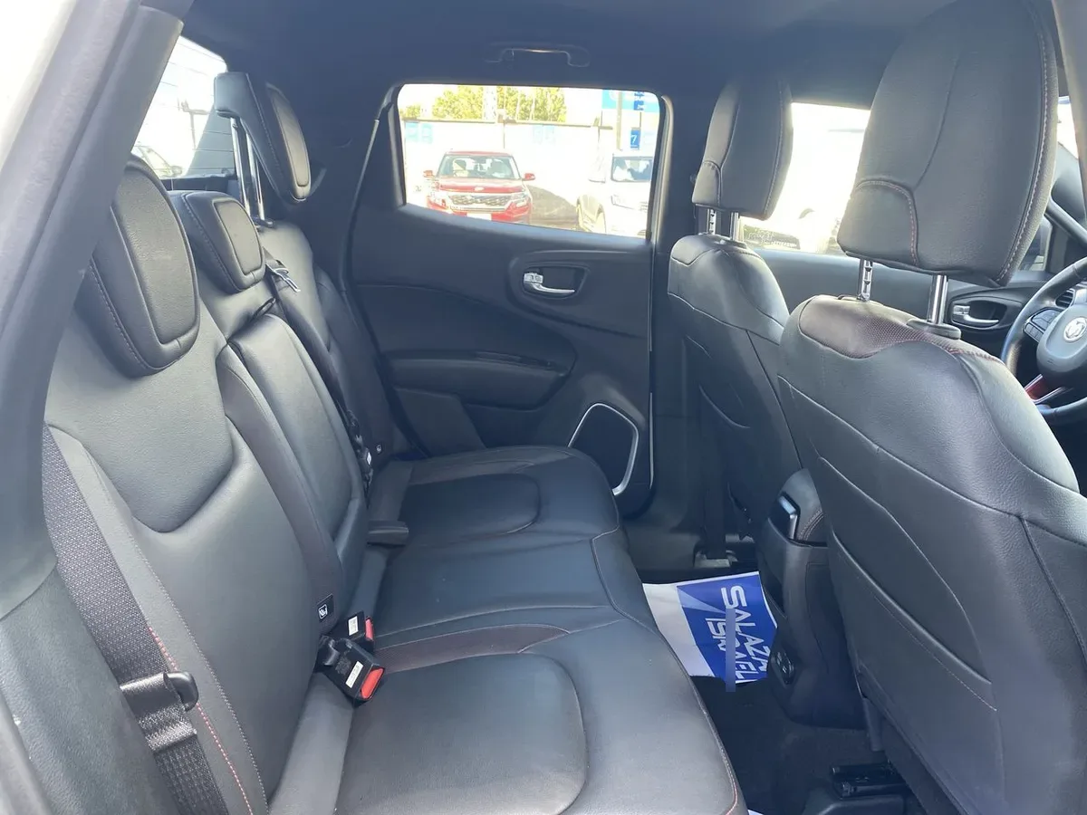 Ram 1000 2.0 Rebel Diesel 4x4 Dob. Cab. At 4p año 2022