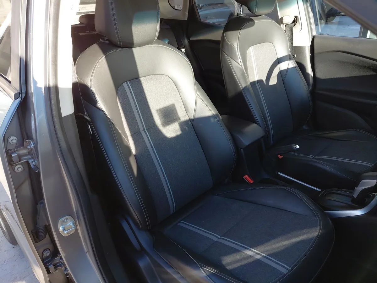 Chevrolet Tracker 1.2t Ltz Fwd At 5p año 2023