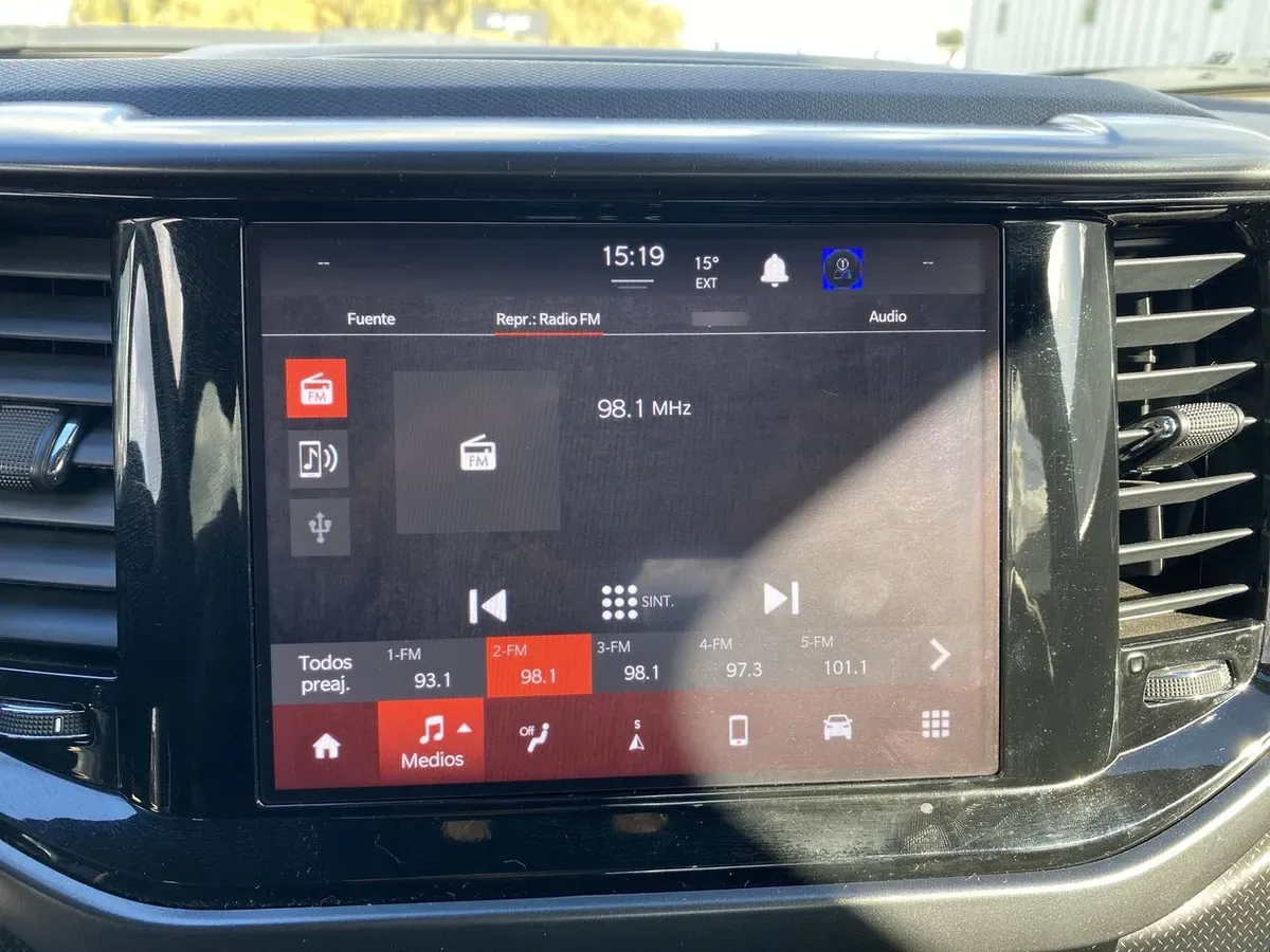 Ram 1000 2.0 Rebel Diesel 4x4 Dob. Cab. At 4p año 2022
