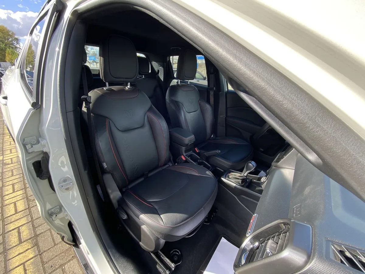 Ram 1000 2.0 Rebel Diesel 4x4 Dob. Cab. At 4p año 2022