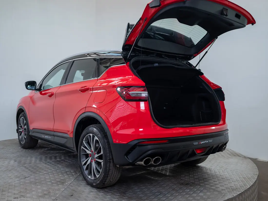 Geely Coolray 1.5 Sport 7dct At año 2022