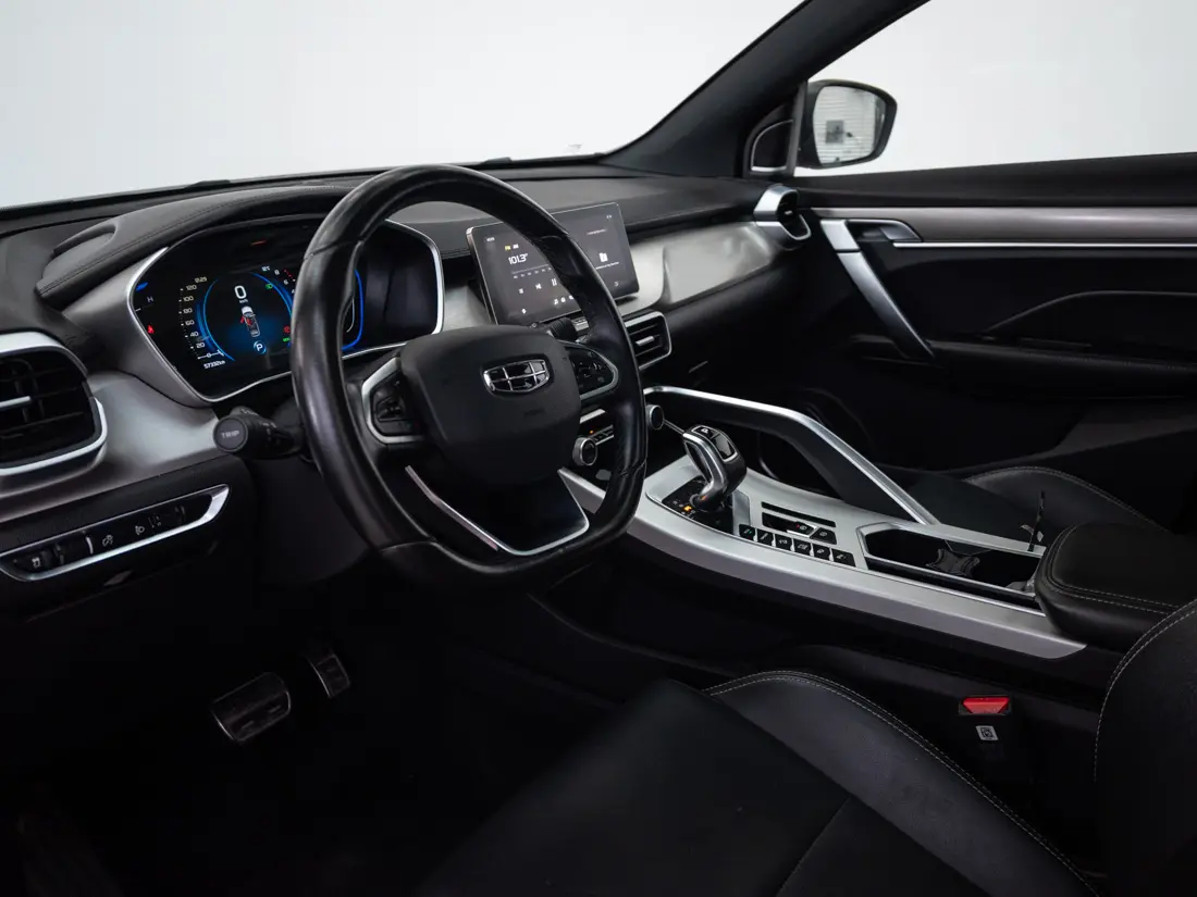 Geely Coolray 1.5 Sport 7dct At año 2022