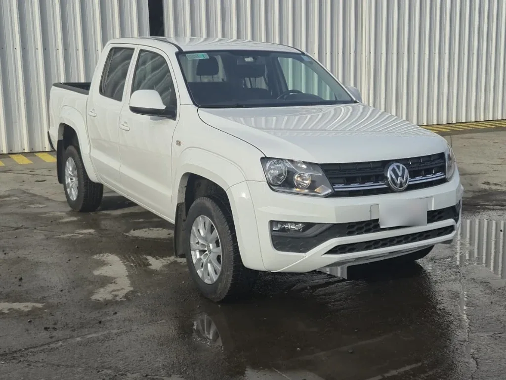 Volkswagen Amarok Dcab Tdi 4x4 Trendline 2.0 año 2023