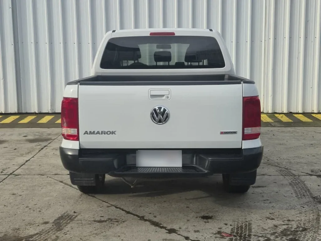 Volkswagen Amarok Dcab Tdi 4x4 Trendline 2.0 año 2023