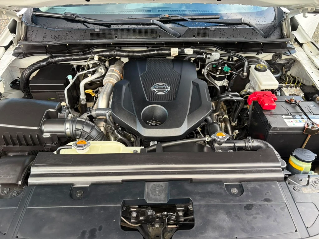 Nissan Navara D Cab Mt 4x4 2.3 Xe año 2023