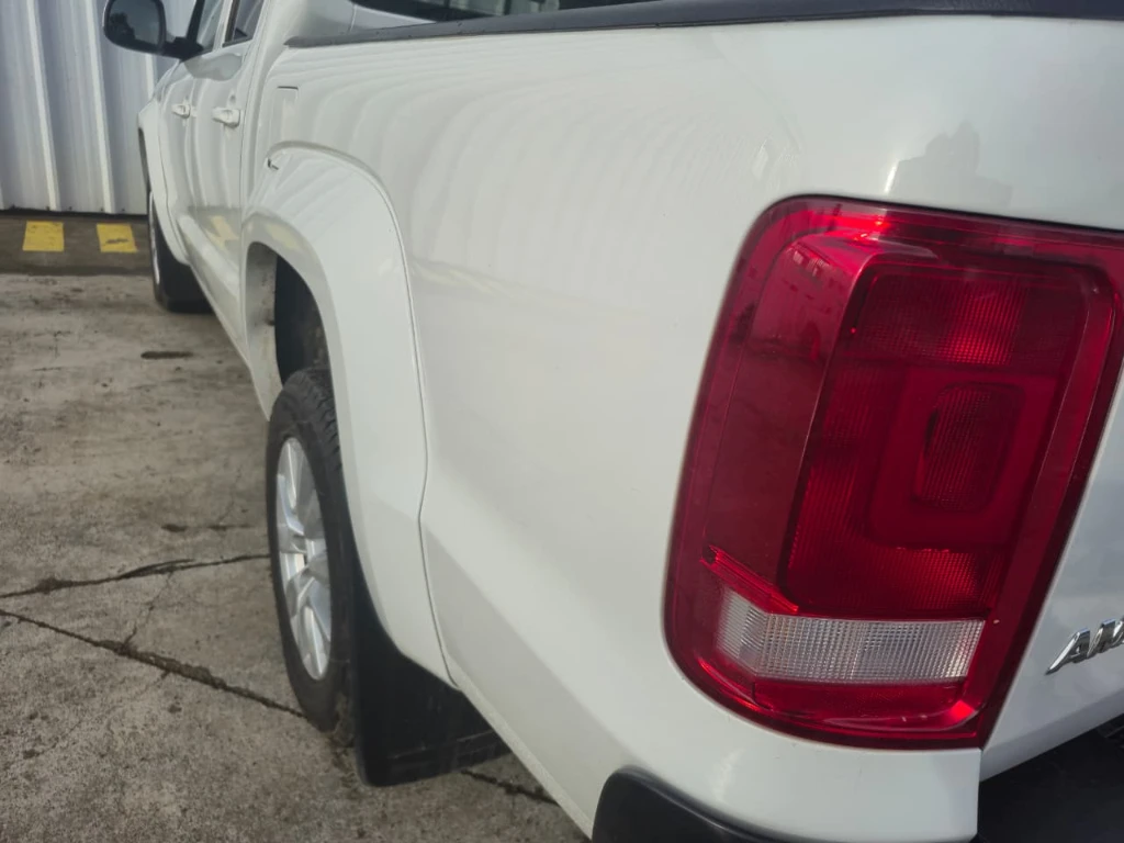 Volkswagen Amarok Dcab Tdi 4x4 Trendline 2.0 año 2023