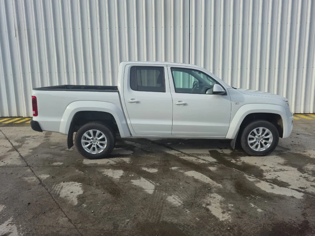 Volkswagen Amarok Dcab Tdi 4x4 Trendline 2.0 año 2023