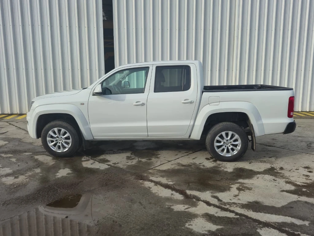 Volkswagen Amarok Dcab Tdi 4x4 Trendline 2.0 año 2023