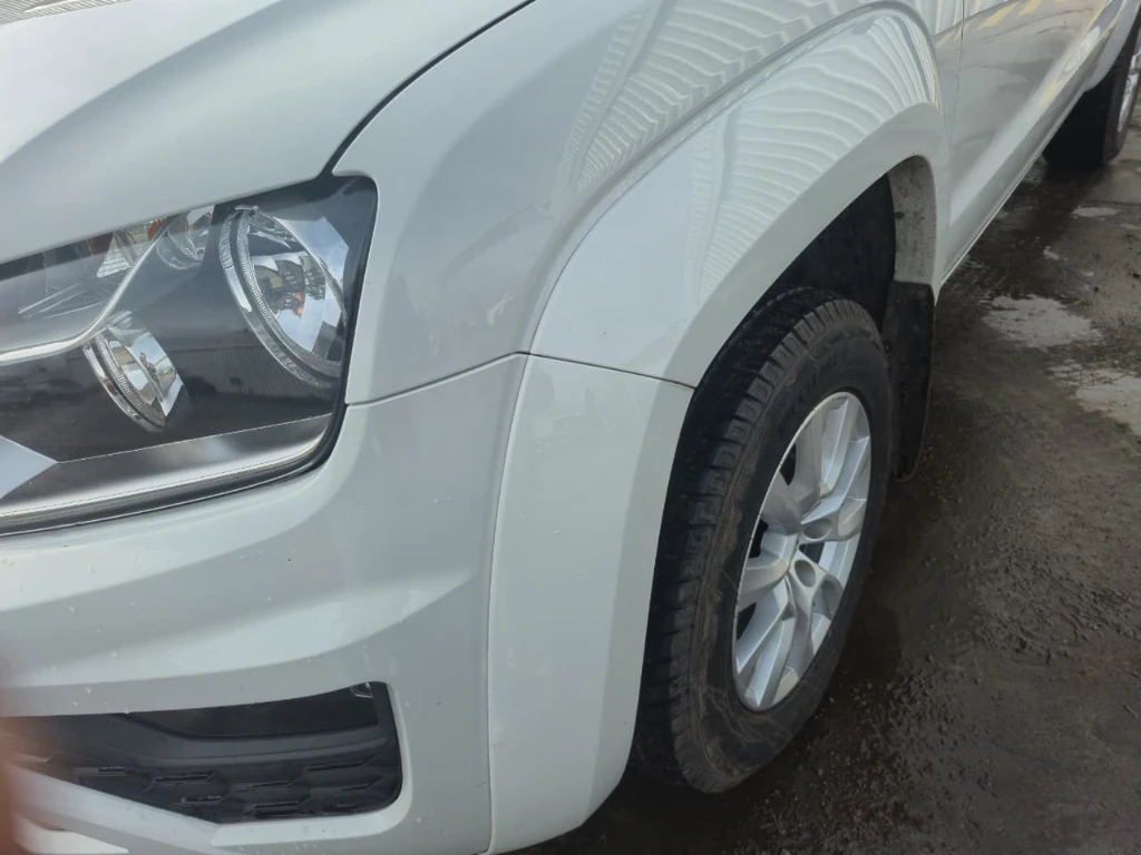 Volkswagen Amarok Dcab Tdi 4x4 Trendline 2.0 año 2023
