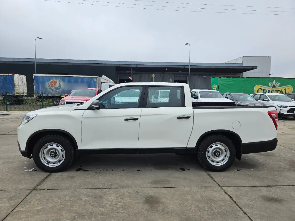 Ssangyong Grand Musso Grand Musso 2.2 4x2 Mt Full-Ql610 año 2023