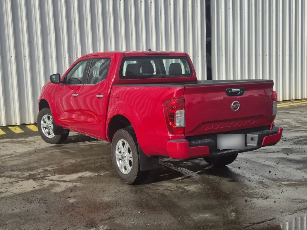 Nissan Navara Xe Mt 4x2 2.3 año 2023