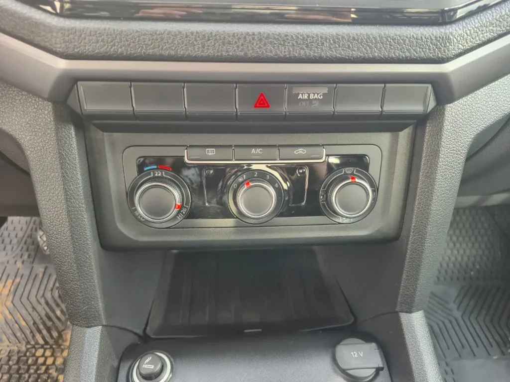 Volkswagen Amarok Dcab Tdi 4x4 Trendline 2.0 año 2023