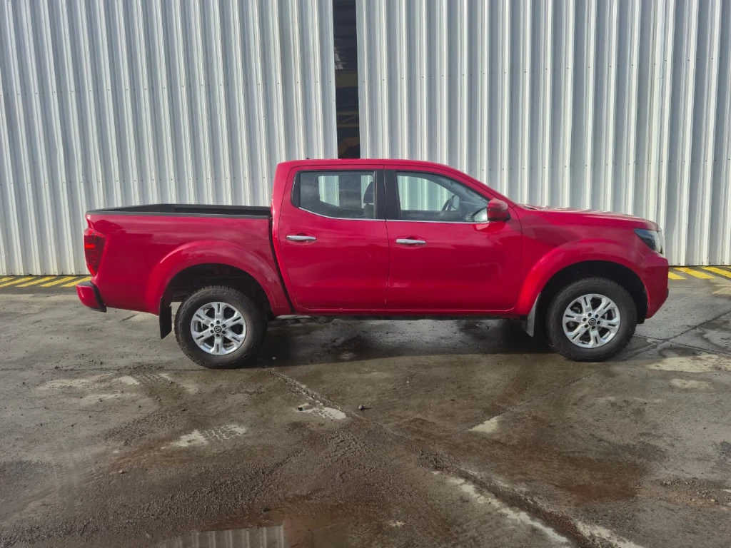 Nissan Navara Xe Mt 4x2 2.3 año 2023