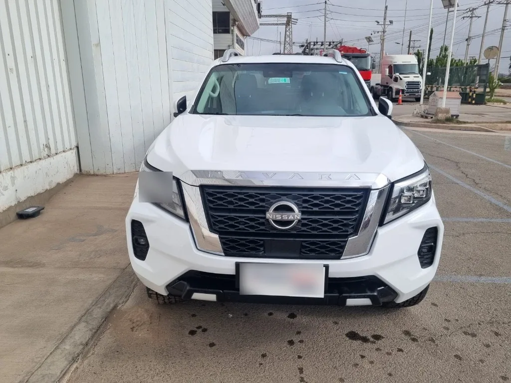 Nissan Navara Dc 4x4 2.3tdi Le At año 2023