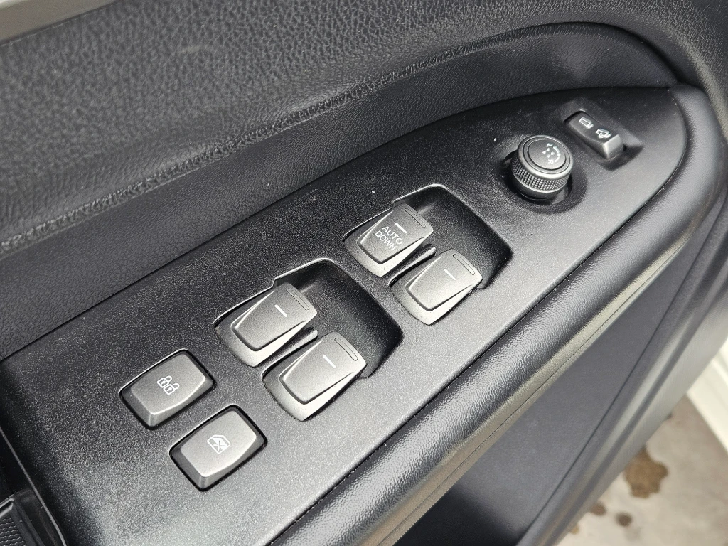 Ssangyong Grand Musso Grand Musso 2.2 4x2 Mt Full-Ql610 año 2023