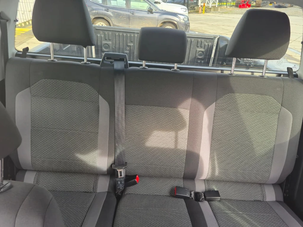 Volkswagen Amarok Dcab Tdi 4x4 Trendline 2.0 año 2023