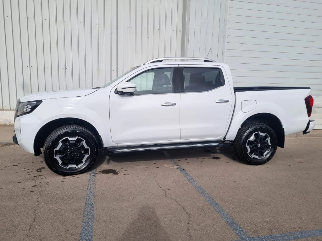 Nissan Navara Dc 4x4 2.3tdi Le At año 2023