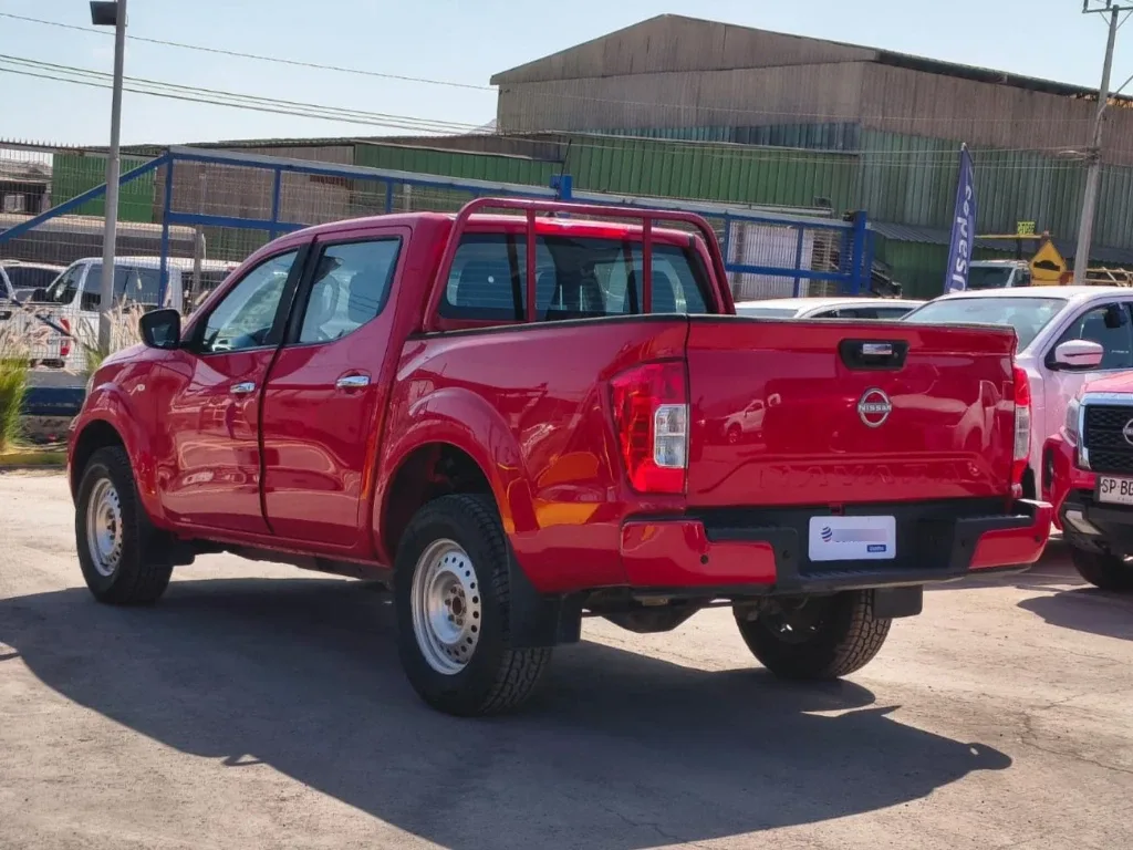 Nissan Navara Dc 4x2 2.3tdi Se año 2023