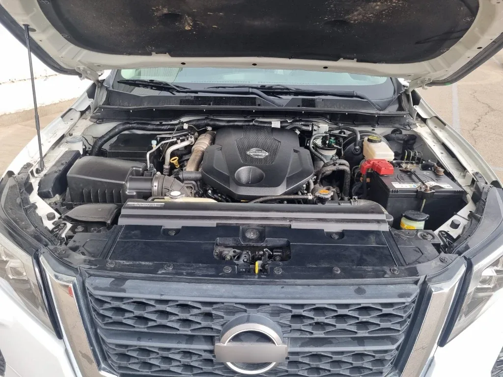 Nissan Navara Dc 4x4 2.3tdi Le At año 2023
