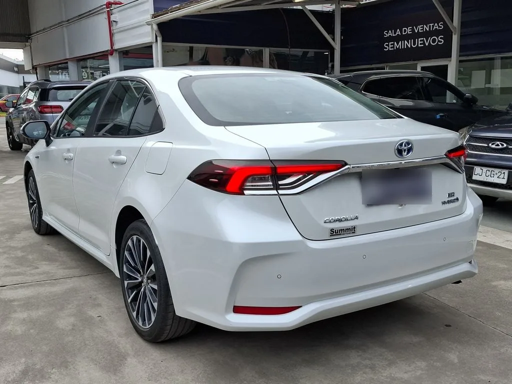 Toyota Corolla 1.8 Xli Hybrid 4x2 Cvt At 4p año 2024