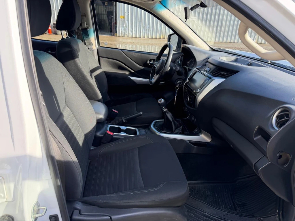 Nissan Navara Navara Dc 4x4 2.3tdi Xe año 2023